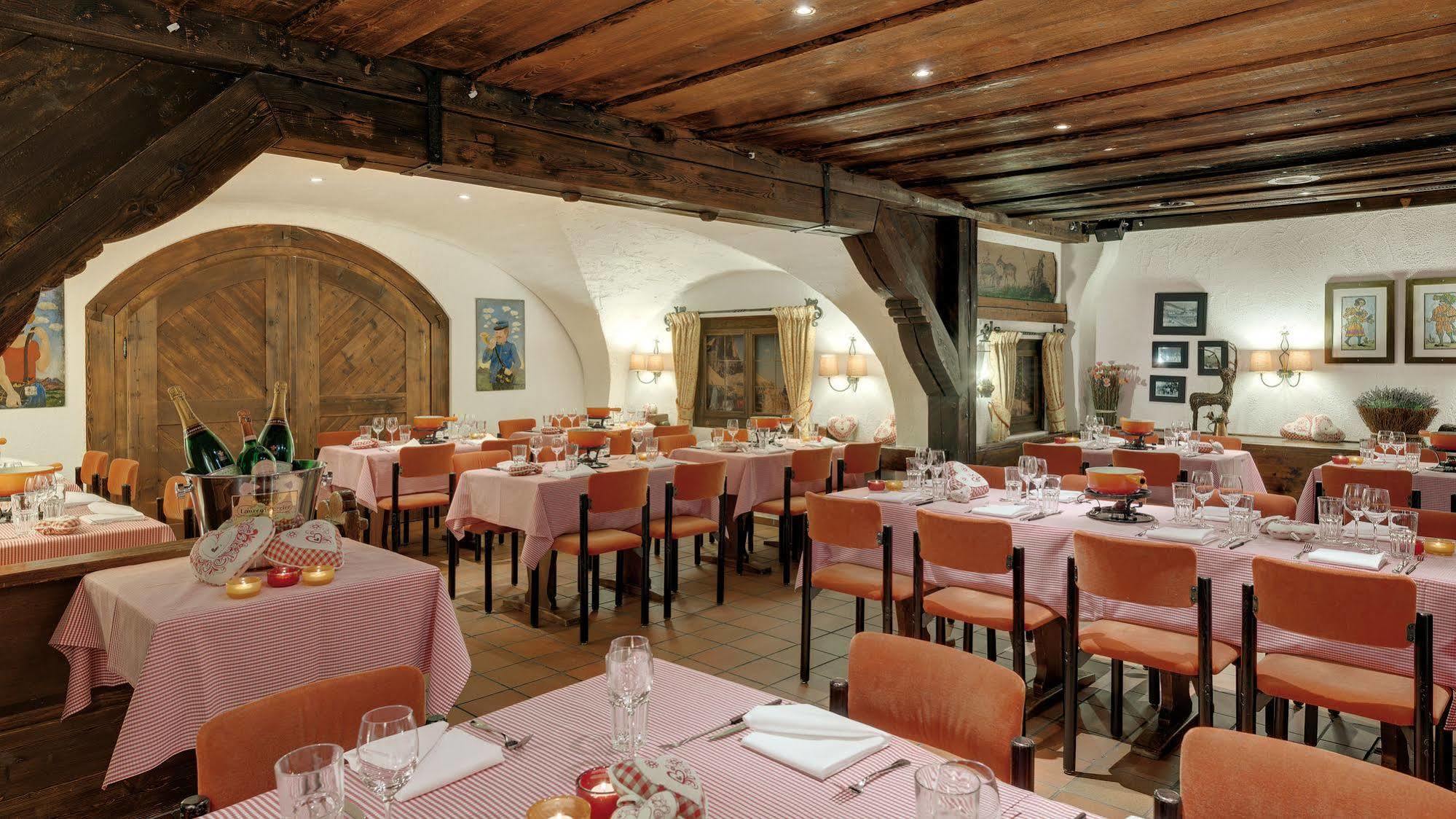 Hotel Morosani Posthotel 4*